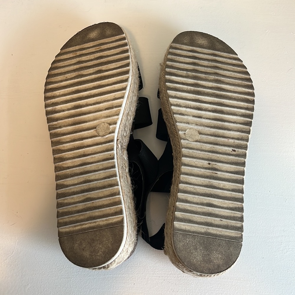 Madden Girl Crispp Black Espadrille Platform Sandals Size 7.5 - Picture 6 of 6